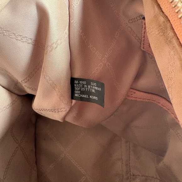 Michael Kors Tote Purse - Picture 7 of 7